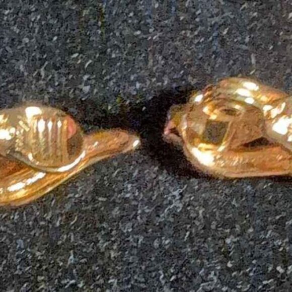 Vintage-1970's MONET Friction Clip Bold Gold Tone Clip Earrings Blue#46 - Picture 3 of 7